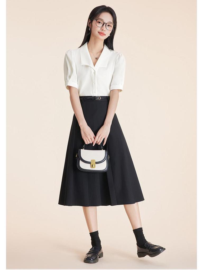 Elegant Blue Summer Short Sleeve Women's Professional Shirt for Commuting or Interviews