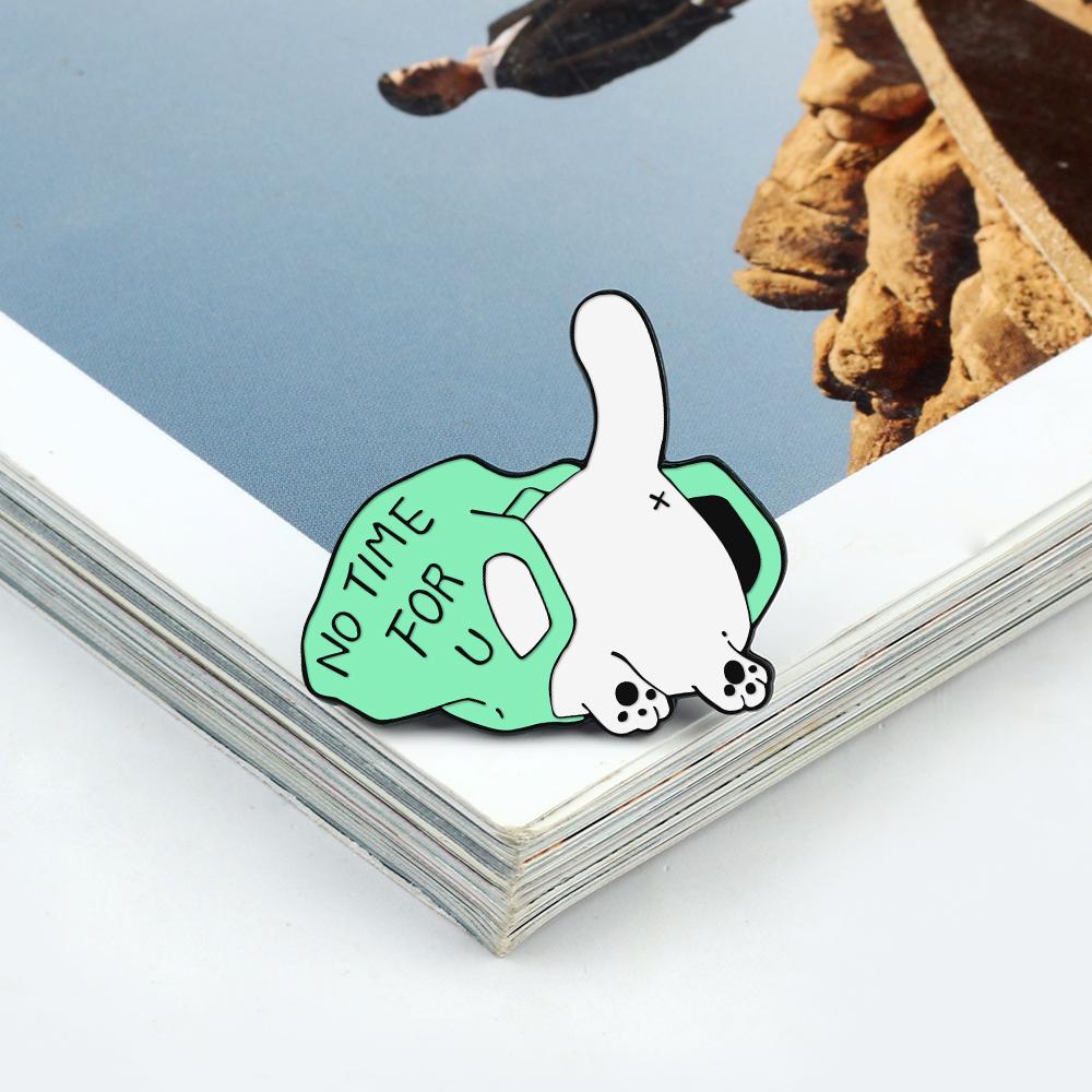 

Funny Naughty Kitten Enamel Pin Cartoon Cute Animal Cat Brooch for Kids Friends Custom Backpack Lapel Badge Fashion Jewelry Gift
