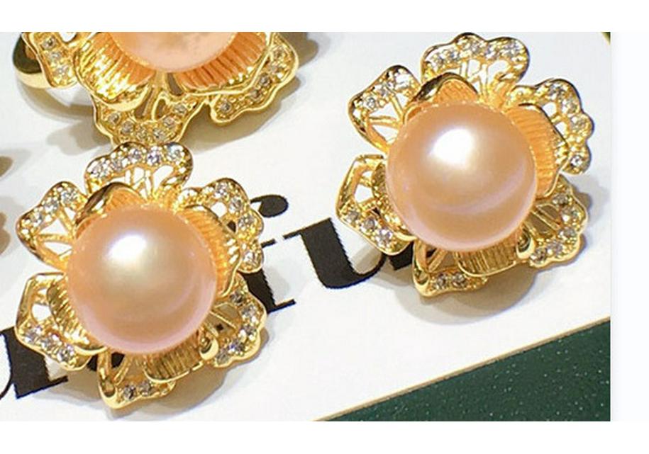 Three-Piece Freshwater Pearl Necklace Set with 3D Flowers: 8-9mm Pearls, High Luster, Slight Imperfections, Multiple Colors