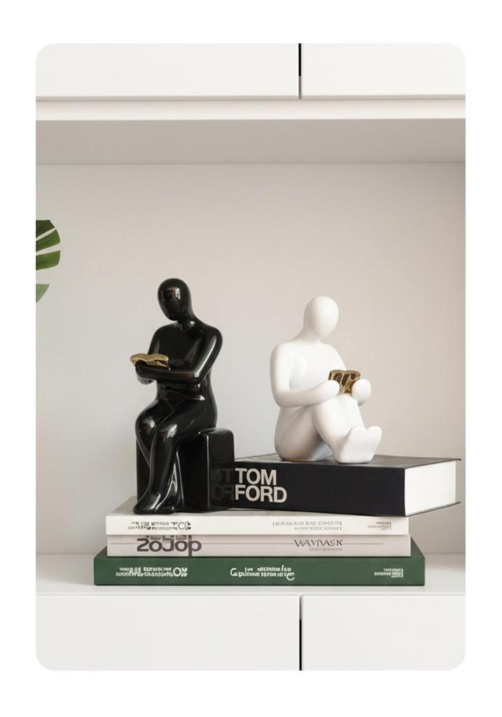 Minimalist Light Luxury Ceramic Bookend Ornament for Home Decor