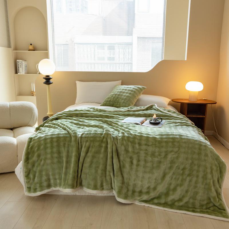 Class A Bubble Velvet Rabbit Hair Blanket – Ideal for Nap, Office, Dorm, or AC; Perfect As a Single/Double Person Throw or Cross-Border Blanket