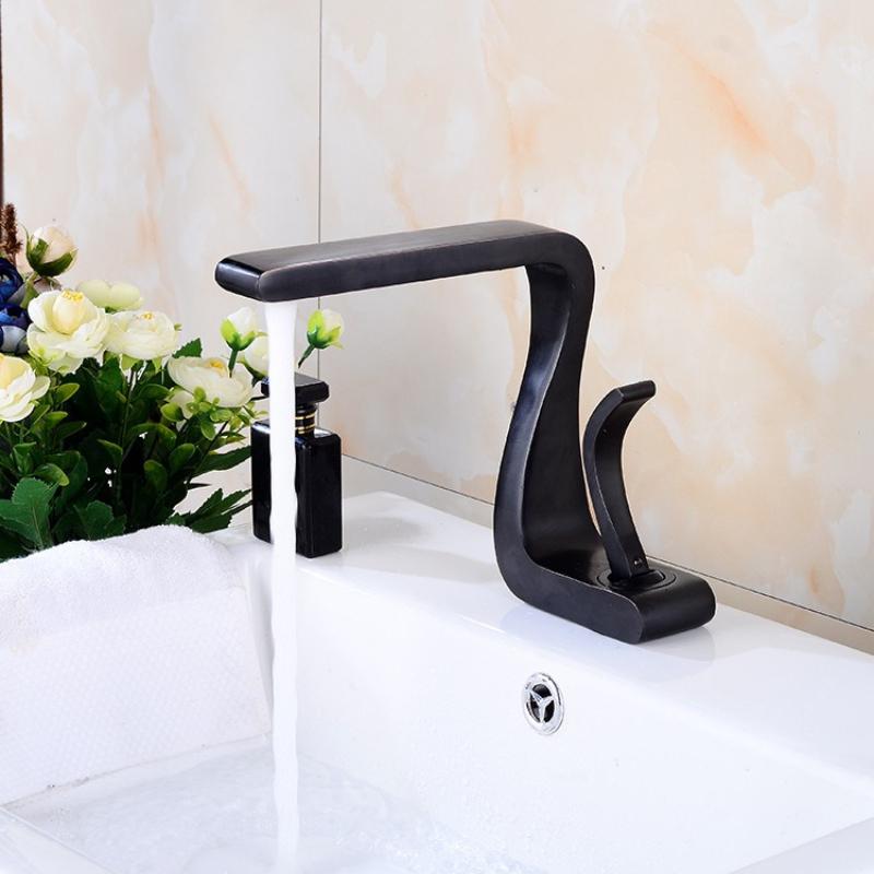 

Luxury White Gold Bathroom Mixer Tap Brass Wash Basin Faucet Hot and Cold Water Sink Retro Faucet Single Hole Faucet Bathroom чорний