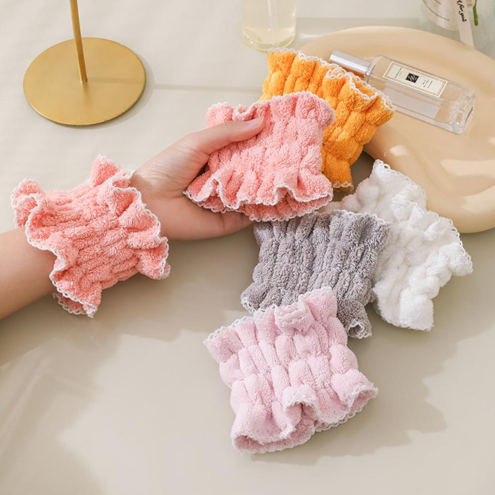 

1 пара коралловых бархатных ремешков на запястье, разноцветные рукава реглан, новая повязка на голову, которую можно мыть белый