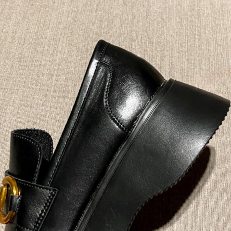 Dámské boty s tlustou podrážkou a velkou špičkou na jaře, nové malé kožené boty v britském stylu pro studentky, jednoduché boty s kovovou přezkou, černé, pro zvýšení výšky