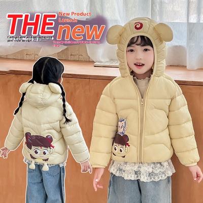 Nezha Jungen- und Mädchenkleidung Winter langärmelig kurz baumwollgepolstert 2025 neu Baby Herbst Kinder lässige Kapuzenjacke niedliche Cartoon-Druck Mäntel