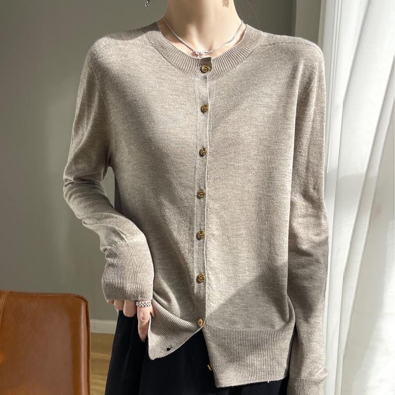 

Женский весенний приталенный кардиган с круглым вырезом - Легкая ажурная вязаная куртка и топ с защитой от солнца M (Fits 90-110 lbs)