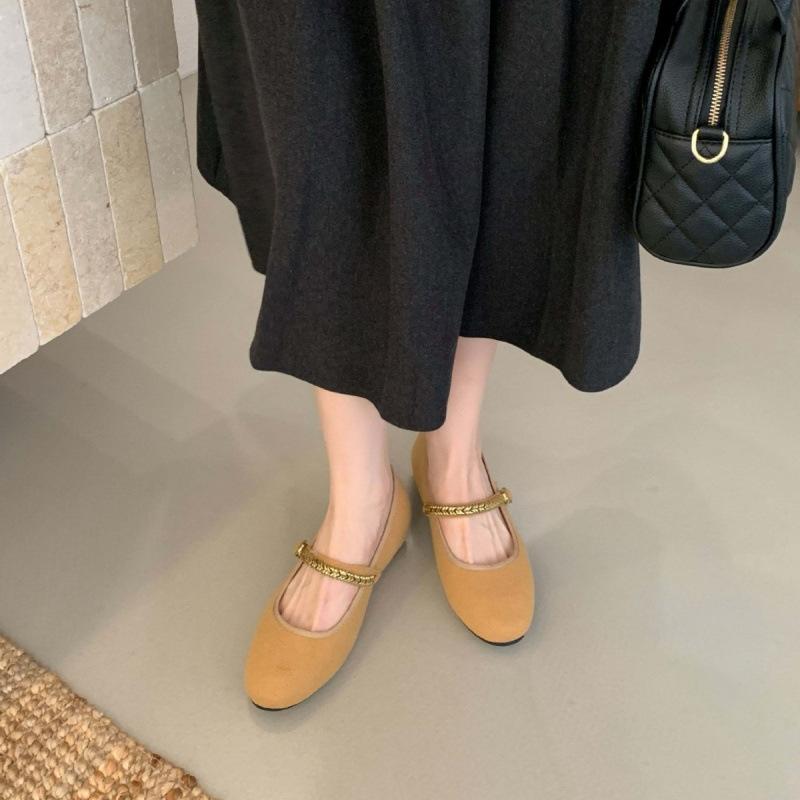 

2025 осень новая модная цепочка ремень с пряжкой на одно слово шерстяная модель круглый носок мягкая подошва внутренняя высота увеличение одинарная туфля 39 темно-коричневого