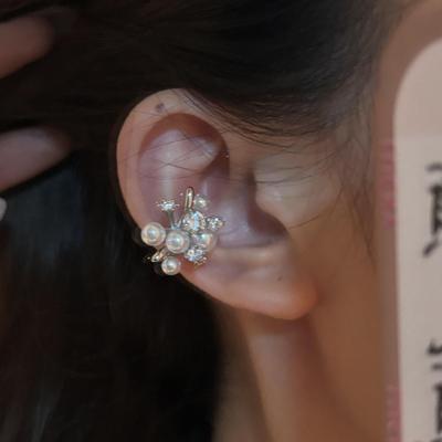 Pearl Fireworks Zirconia Ear Cuff: Elegant No-Piercing Light Luxury Cartilage Clip for Women