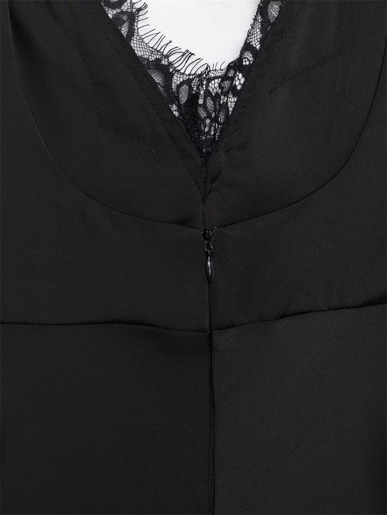 Winter 2025 Niche Women's Lace Slimming Camisole Dress.