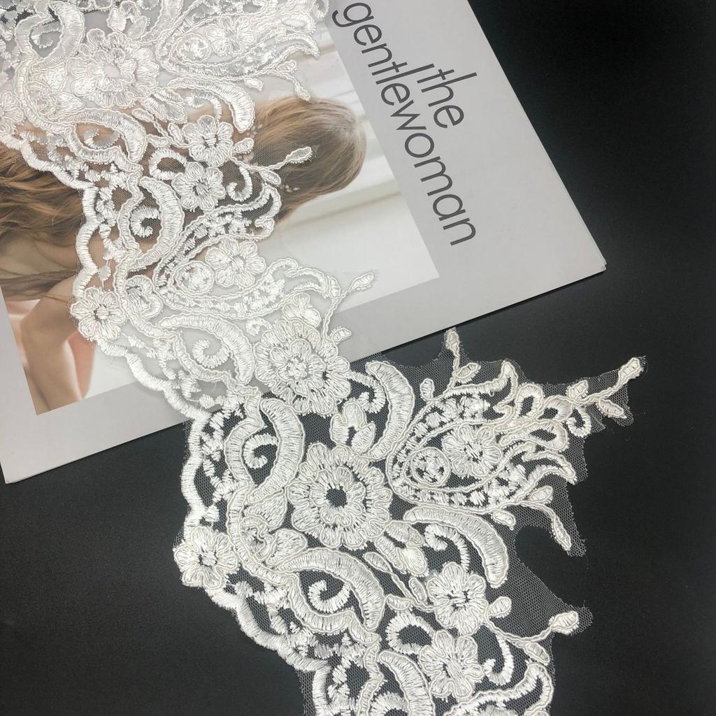 50Yard Car Bone Lace Lace Book White Embroidery Wedding Dress High-End Accessories Skirt Headgear Diy Wavy Edge French