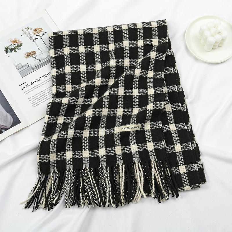 

Fashion Plaid Tassels Shawls Scarf For Woman Winter Warm Scarves Lady Cashmere Like Muffler British Style Wraps Neckerchief