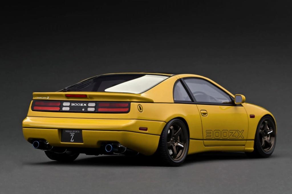 Model zapalování Nissan Fairlady Z Yellow hotový produkt 1/18 (Z32)2x2