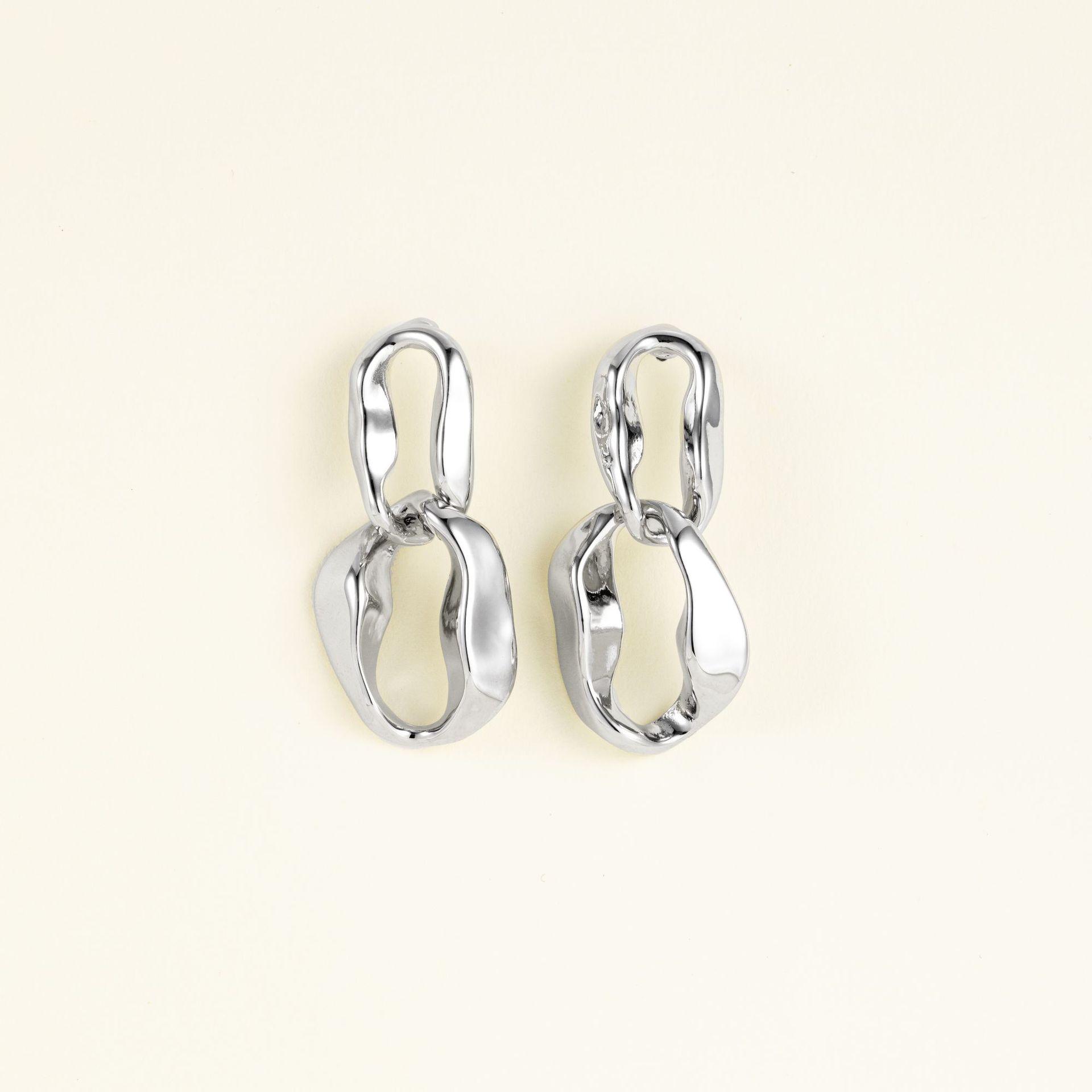 

Серьги из французского ретро серебра S925 для женщин – холодный стиль, высококачественный дизайн