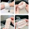 2 Stück Gesichtswasch-Handgelenkband Wiederverwendbares Schweißband Mikrofaser-Handtuchband Flexibles Absorbierendes Handgelenkband Gesichtswäsche Bequem