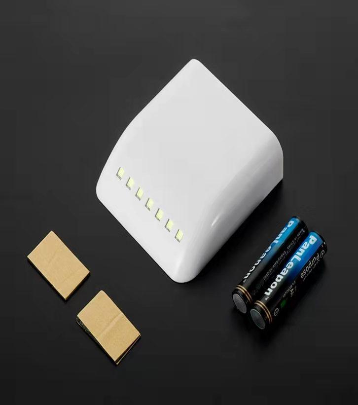Smart Sensor LED Hinge Light for Easy Cabinet and Wardrobe Installation