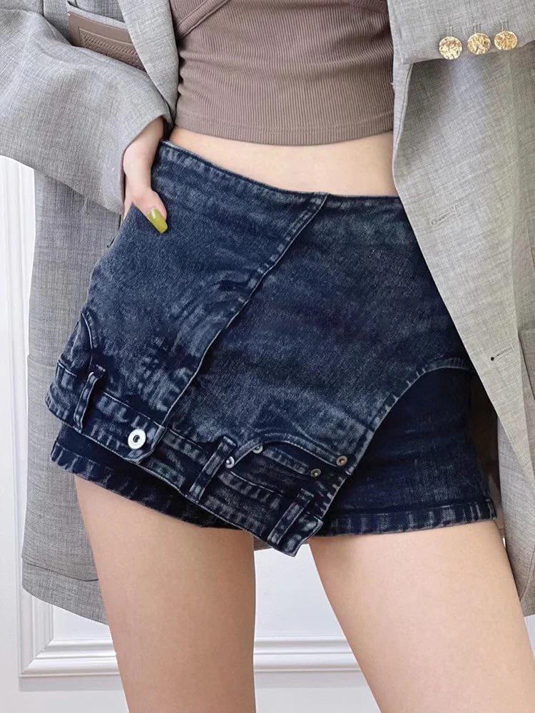 Street Style Denim Skort 2026: Irregular Waist, High-Waisted Wash, Faux Two-Piece Shorts