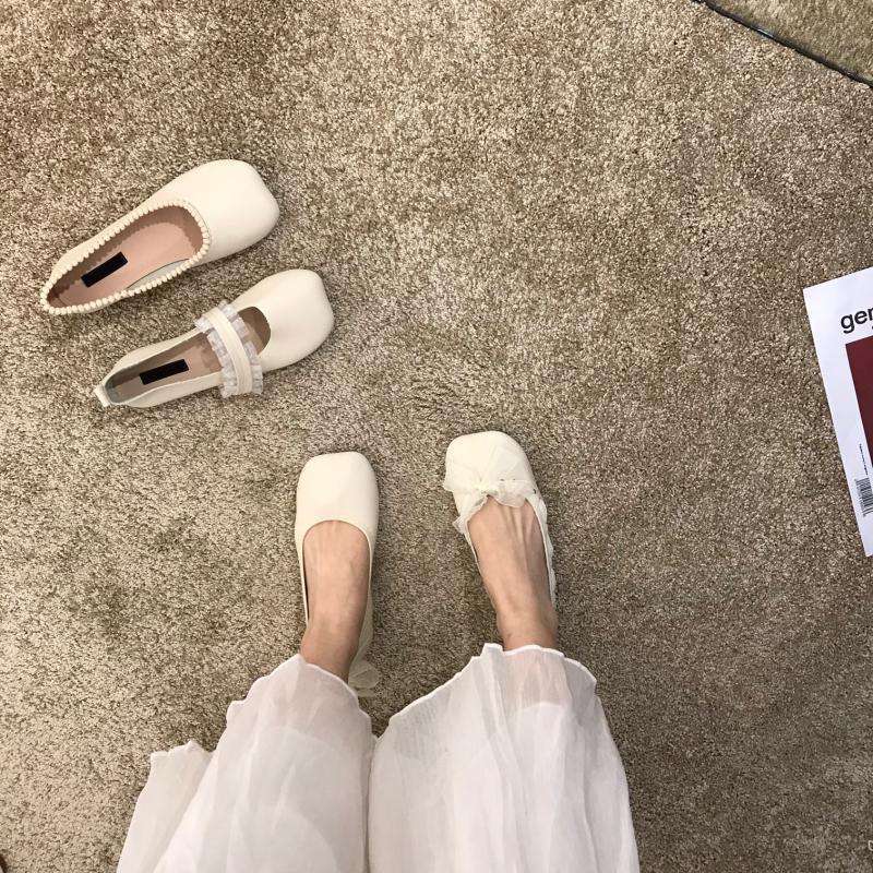 Late Evening Breeze Gentle White Flat-bottomed Grandma Spring and Autumn New Niche Single Shoes Mary Jane Doudou Spring Fairy Shoes