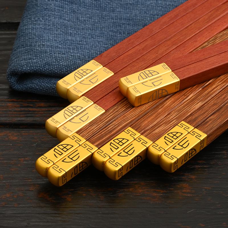 10 Paar Rosenholz Essstäbchen: Geschenkset, Rutschfest, Hitzebeständig, Unlackiertes Massivholz für Heim- & Gewerbenutzung