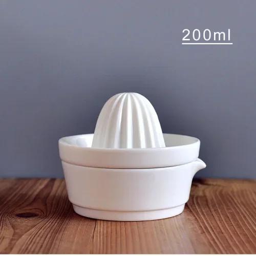 Ceramic manual two-in-one juicer mug simple pure white easy to clean manual juicer fresh fruit squeezer