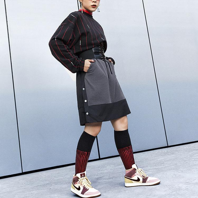 Jordan Contrast Stripe Crew Neck Pullover Long Sleeve Sweatshirt Women Tops Black DJ2624-010