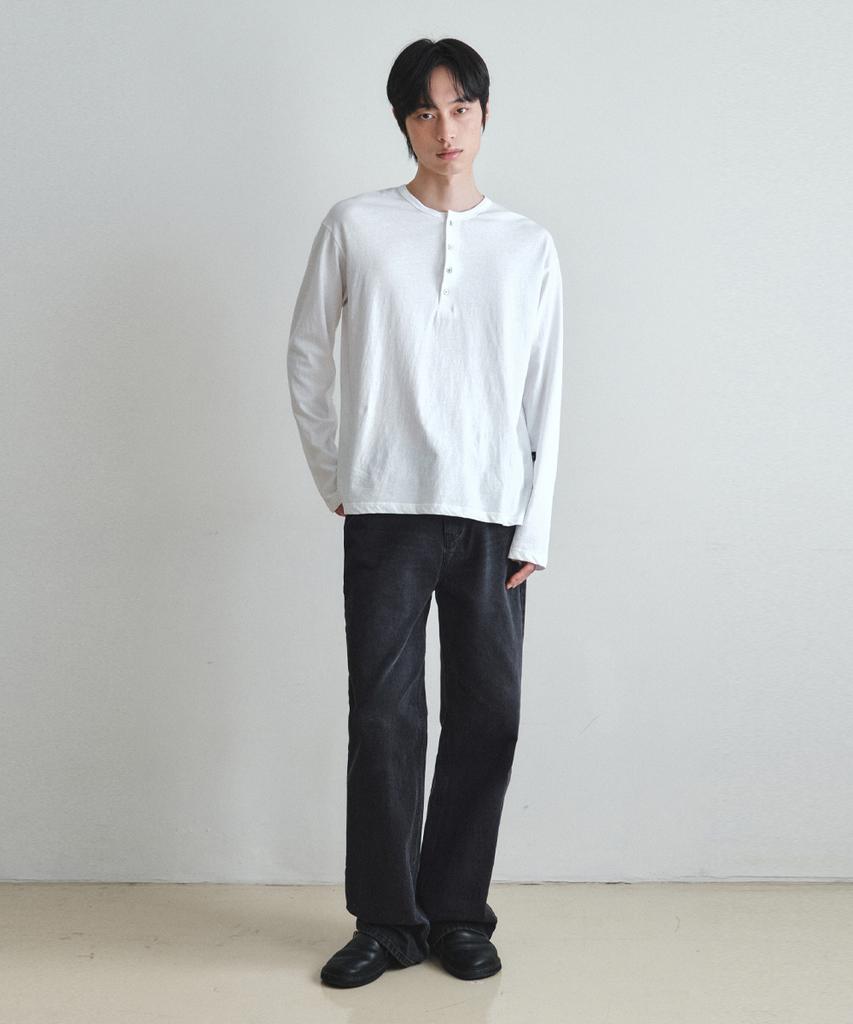 Wednesday Oasis Breeze Henley Neck Long Sleeve T-Shirt_White(W26Tp02)