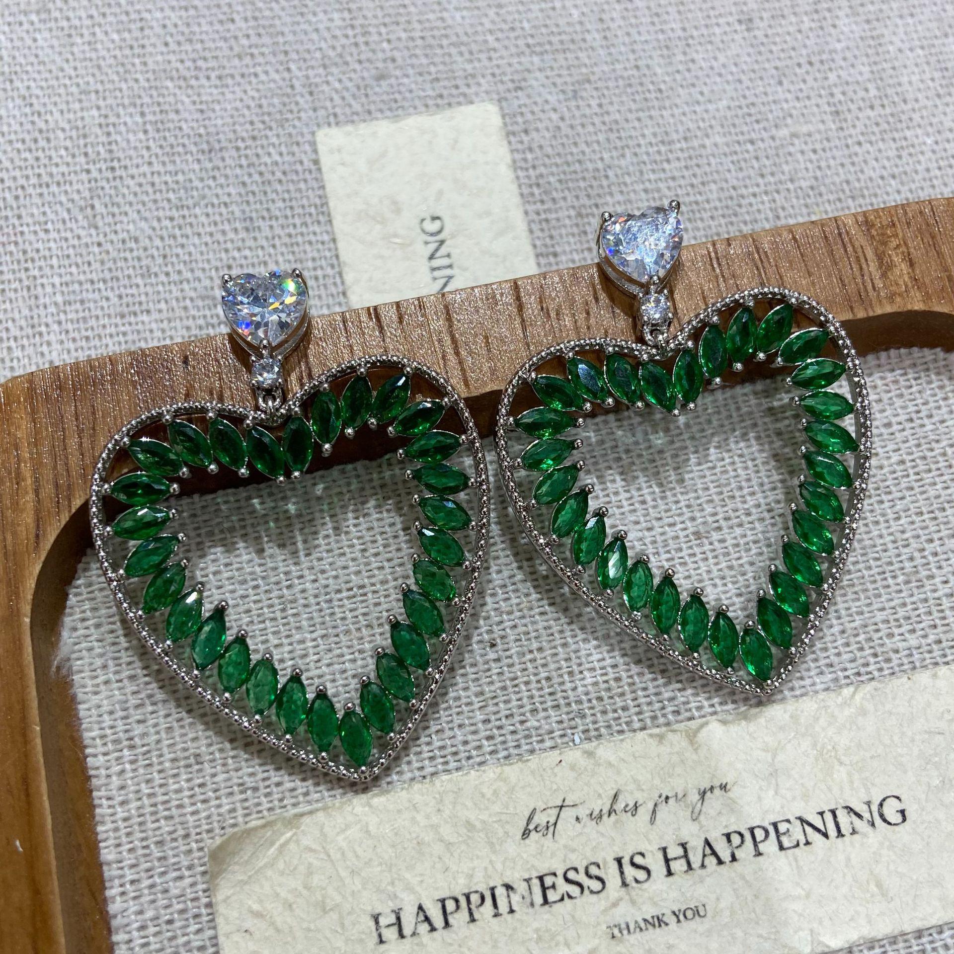 Fashion Zircon Green Hollow Love Stud Earrings Retro Light Luxury High Sense Versatile Foreign Gas Earrings Ears
