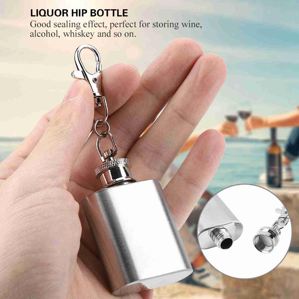 2pcs 1 oz Stainless Steel Liquor Bottle Silver Pocket Wine Bottle Alcohol Bottle Keychain Gift