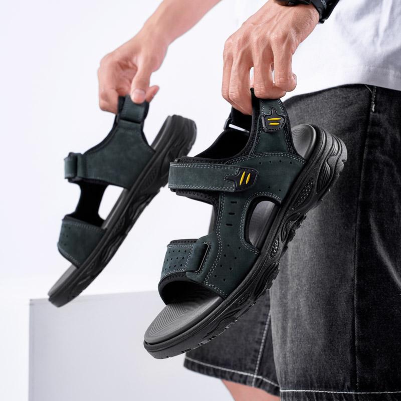 Men Soft Sole Flats Summer Men Anti Velvet Fashionable Seaside Sandals Slippers Outdoor Non-slip Handmade Leather Beach Sandals