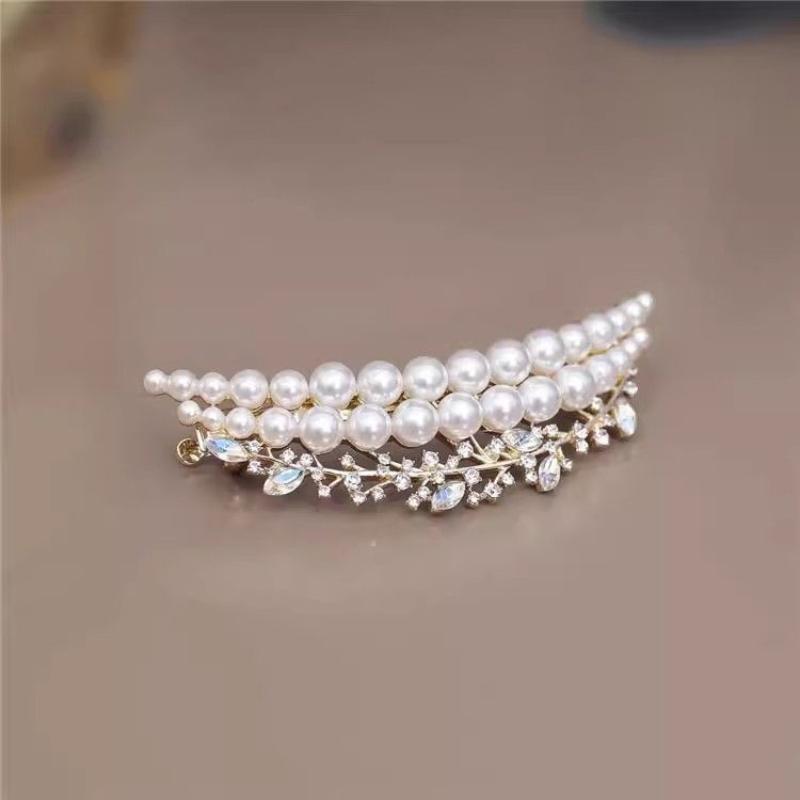 High-end Hair Clip New Retro Temperament Pearl Crescent Shaped Back of The Head Clip Exquisite Braided Hair Half Zip Spring Clip