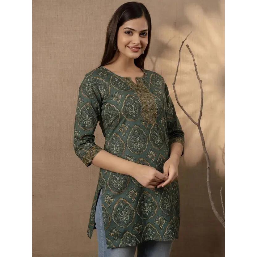 Women Party Wear Printed Rayon Straight Kurta Top Indian Bollywood Top Tunic SC-2139