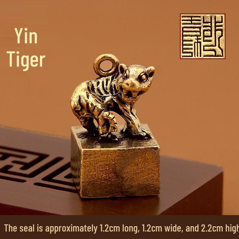 Porta-chaves Selo de Latão do Zodíaco Chinês: Pingente Retrô e Presente Criativo