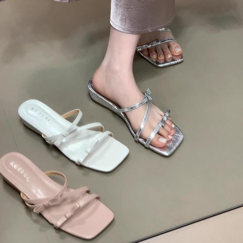 Sommer 2025 Keilabsatzschuhe Oberbekleidung Französisch rosa Rock kleine coole Hausschuhe Sandalen Fee mit zarter Schleife