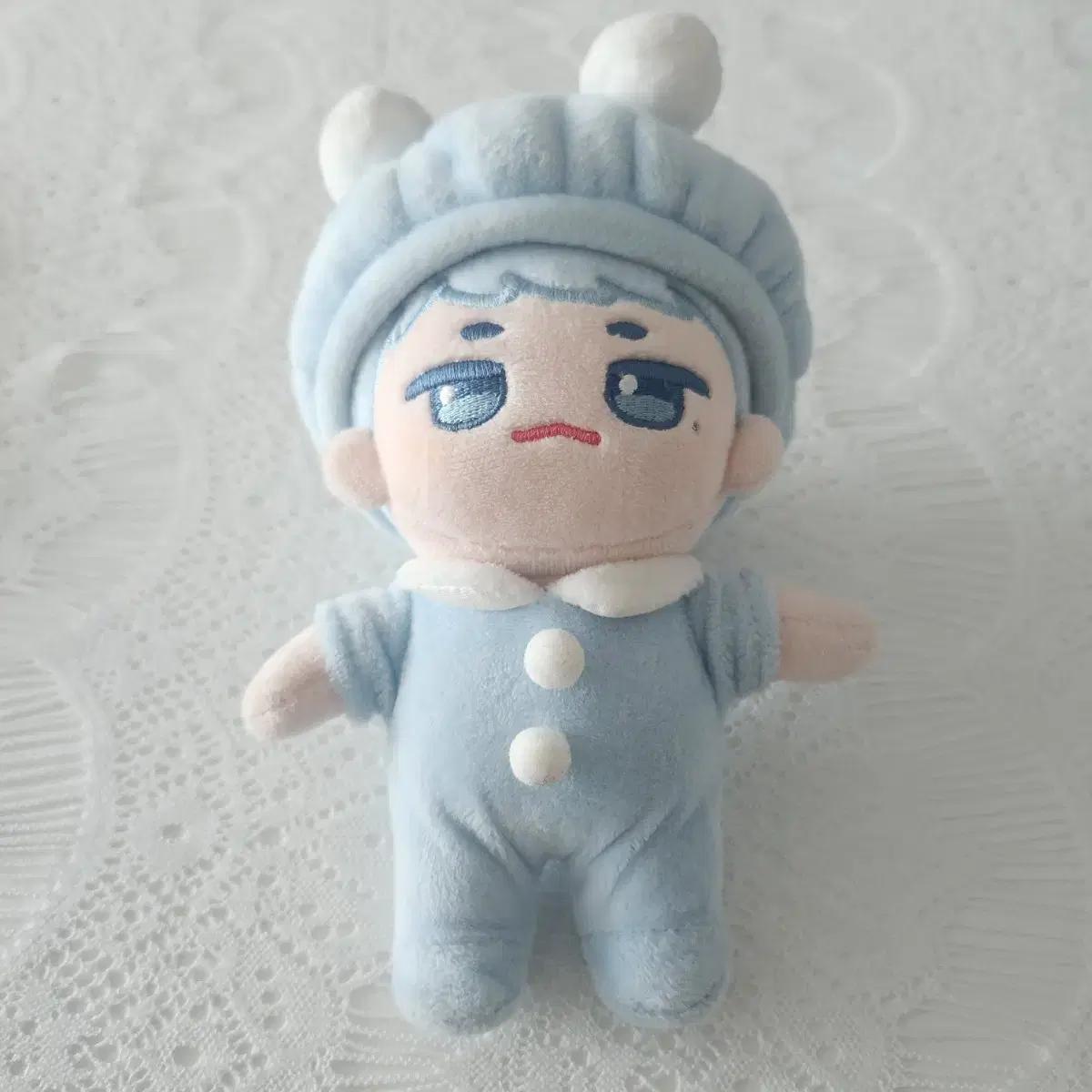 

Seventeen Узи Сом Кукла Снежная буря