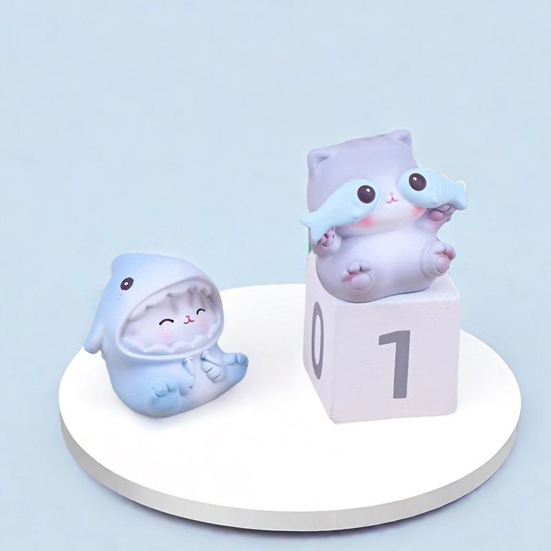 Cute Resin Cat Mini Ornaments Office Desktop Kitten Car Doll Emotional Stability Healing Birthday Gift Home Decorations