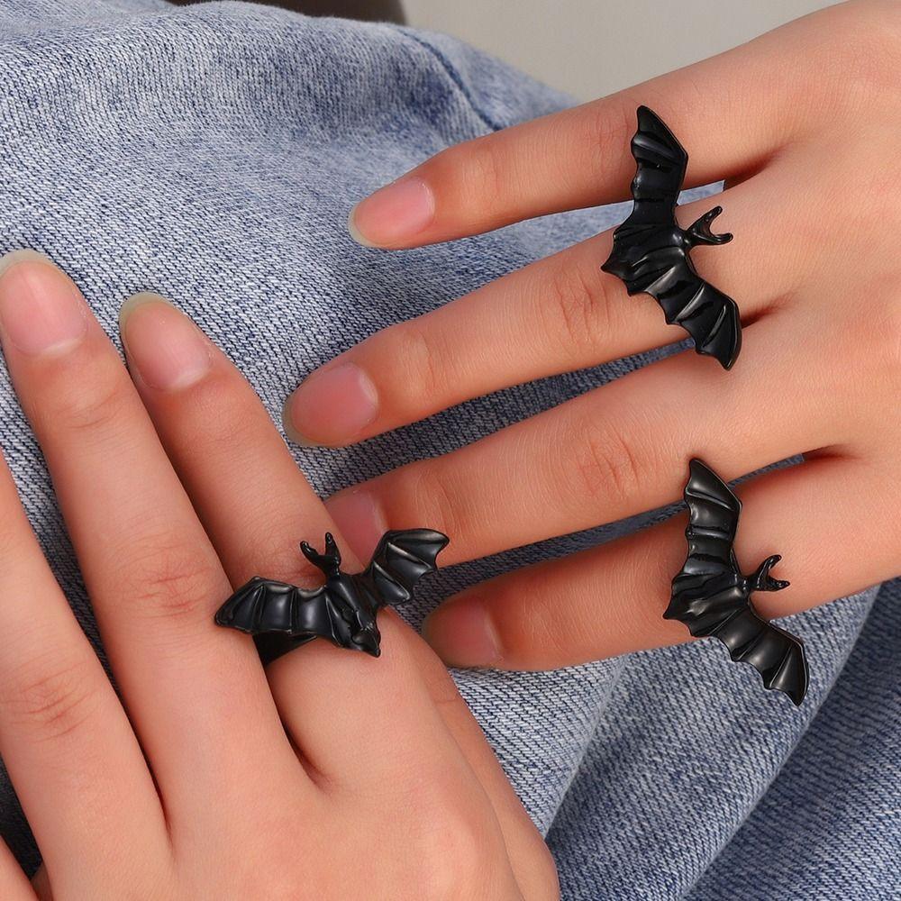 Dark Fashion Spider Web Heart Ring Shiny Rhinestone Halloween Opening Ring Gothic Bat Ring  Gift