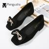 Mode Übergröße 34-43 Oma Schuhe Damen flache Mary Janes eckige Zehen dicke Absätze Slipper Perle Kristall Schleife flache Schuhe Frau