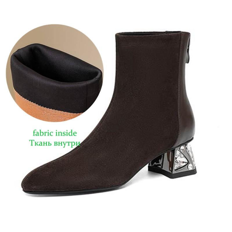 Krazing Pot Cow Suede Nubuck Winter Round Toe Chelsea Boots Med Heels Zipper Crystal Heels Women Ankle Boots