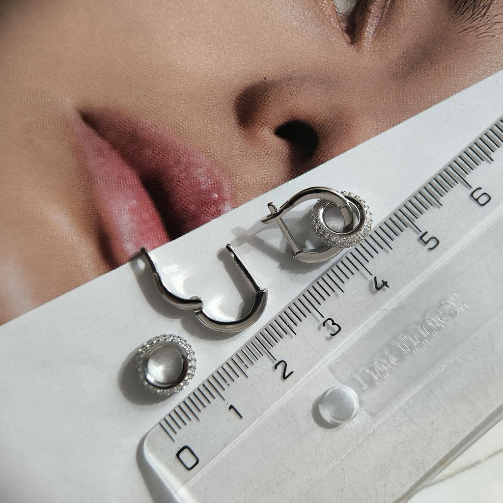 Серебряные серьги с фианитами (2207627)