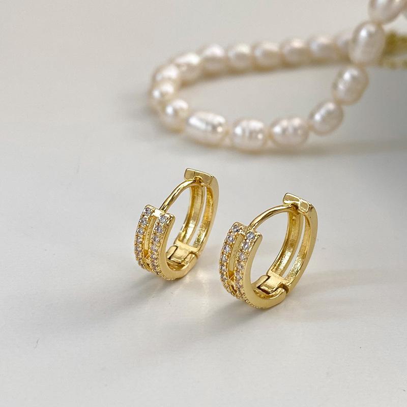 

Korean Fashion Gold Color Zircon Hoop Earrings for Women Retro Geometric Statement Copper Metal Earrings Trendy Jewelry Gifts
