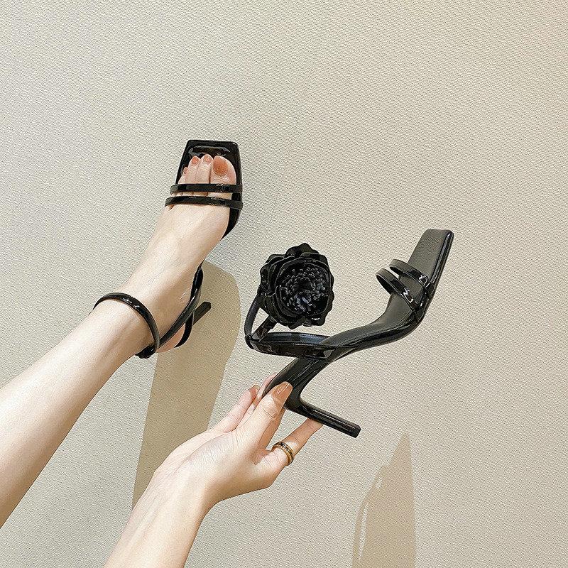 Fashion 2025 New Niche Designer Square Head Patent Leather Flower Open-Toe Line With High Heel Sandals Large Size 42.43