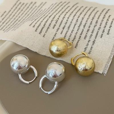 Boucle d'oreille Boule Métal Brossé Texture Personnalité Unique Exquise Mode Luxe Léger Tempérament Boucles d'oreilles Polyvalentes pour Femmes