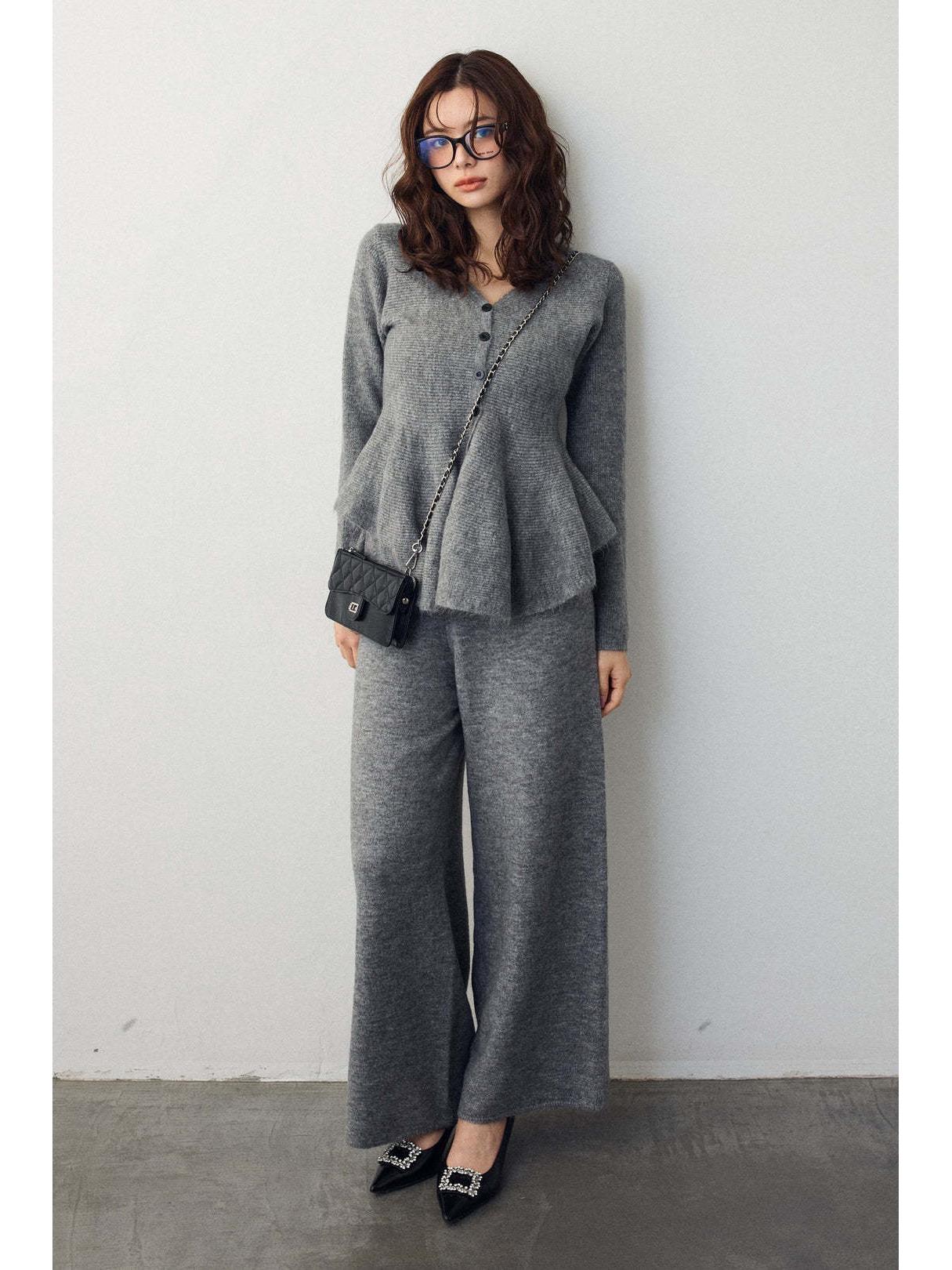V-neck Ruffle Top & Knit Pants Set - 2026 Collection One Size серый