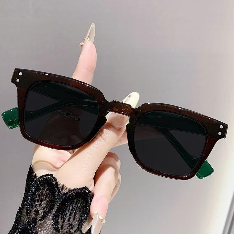 Lunettes de soleil Myopie Cadre Carré Classique Teintes Minimalistes Protection UV Haute Définition Confortables Dioptrie 0 À -4.0