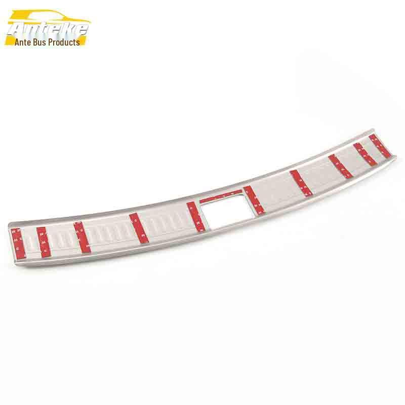 Zotye SR9 Rear Guard Plate: Stainless Steel Trunk Protection Sticker & Tailgate Accessory