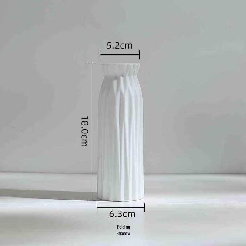 

Білі керамічні вази в скандинавському стилі Miling