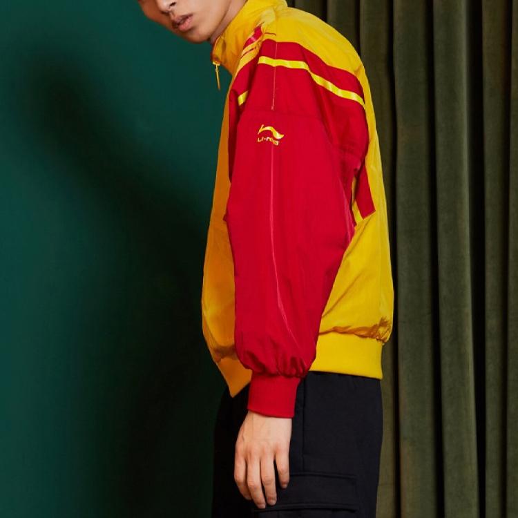 Li Ning Paris Fashion Week Series Stand Collar Loose Letter Print Sports Jacket Men Jacket Pink Butter-Yellow AJDP017-1