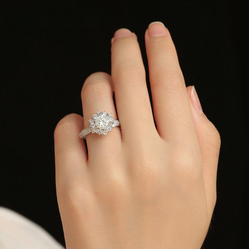 Custom New 1 Carat Sterling Silver Moissanite Ring Bridal Wedding Gift Diamond Ring With Certificate Black Card Included Box