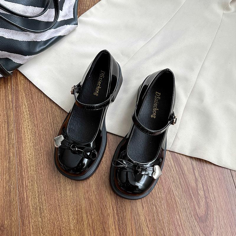 

Туфли Xiaoxiangfeng с круглой головкой, французские туфли Мэри Джейн, маленькие кожаные туфли для женщин, новые белые туфли на толстом каблуке для увеличения высоты, универсальные туфли 40 чёрный