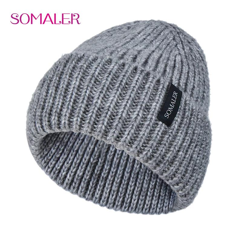 SOMALER Strickmütze aus Wollmischung für Damen, grob gestrickte Wintermützen mit schwarzem Logo, Manschettenmütze, dehnbare Skimütze