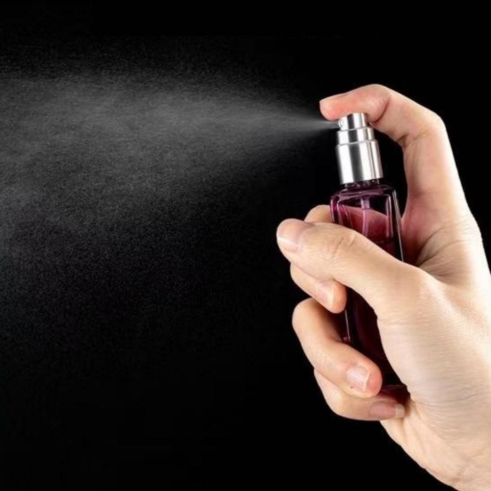 5ml / 10ml / 20ml perfume spray bottle vacuum glass atomizer, which can be refilled with original liquid and stored for travel.